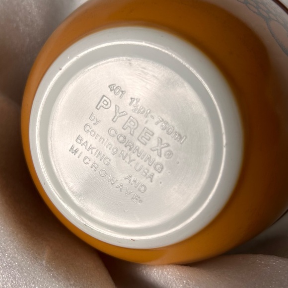 Pyrex Old Orchard nesting mixing bowls - Picture 4 of 4